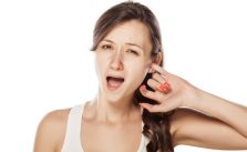  Orecchie tappate: cause e rimedi naturali orecchio tappato